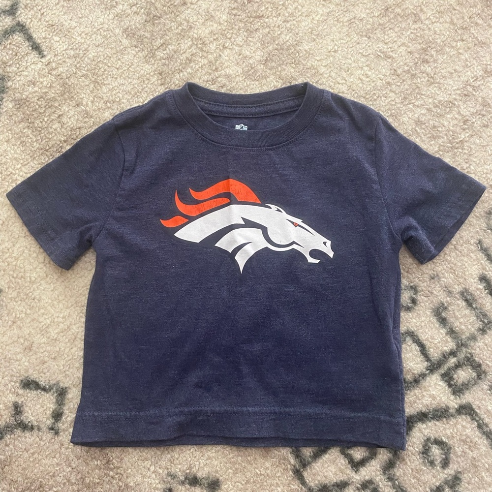Denver Broncos baby 12M tshirt